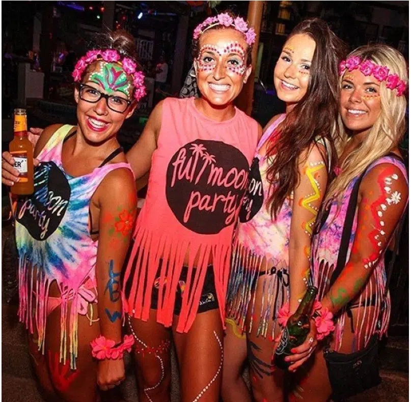 Outfit, cómo vestirse para la Full Moon Party
