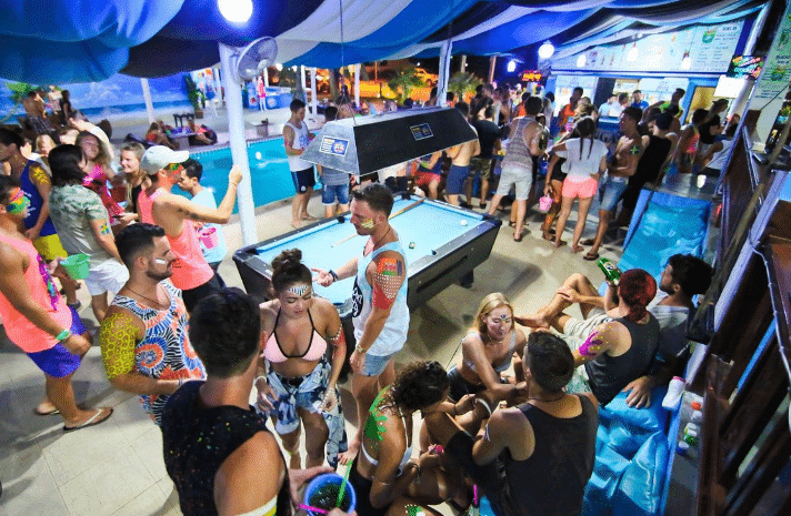mejores hostels de fiesta en Koh Phangan