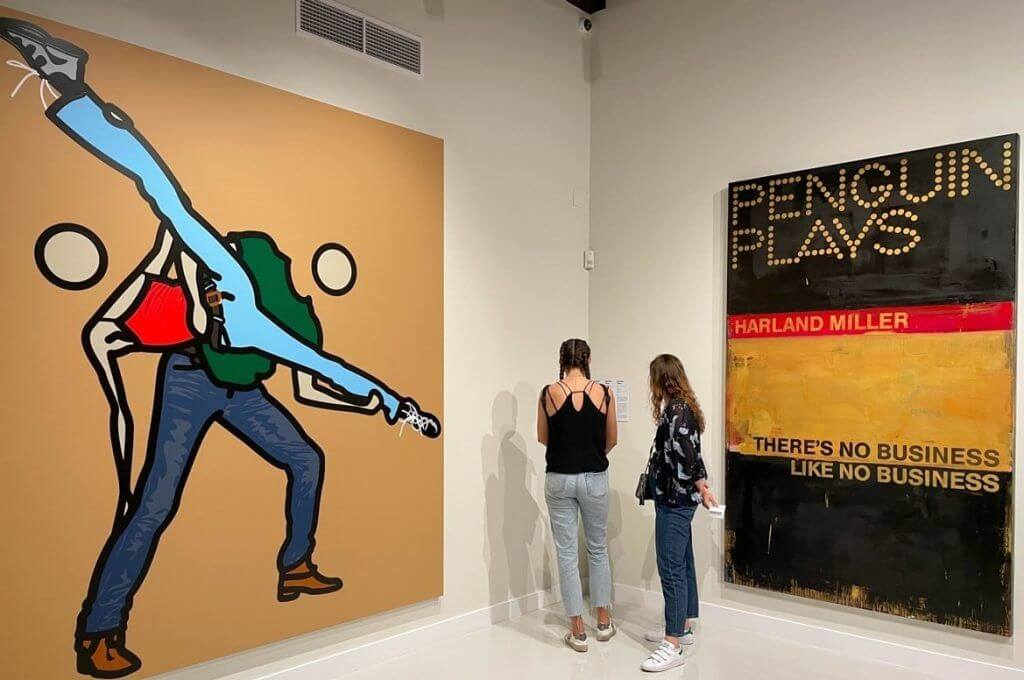 Foto cuadros arte de la visita al museo Moco de Barcelona