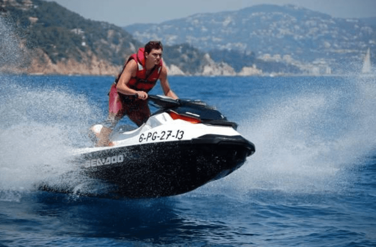 alquiler motos de agua en llore de mar