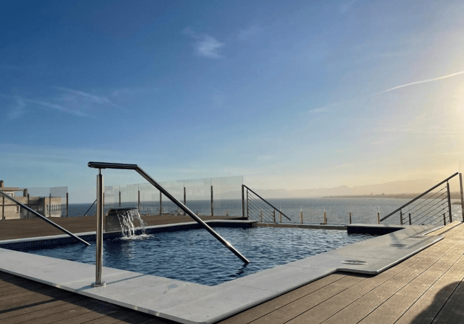 infinity pool Salou Hotel Las Vegas