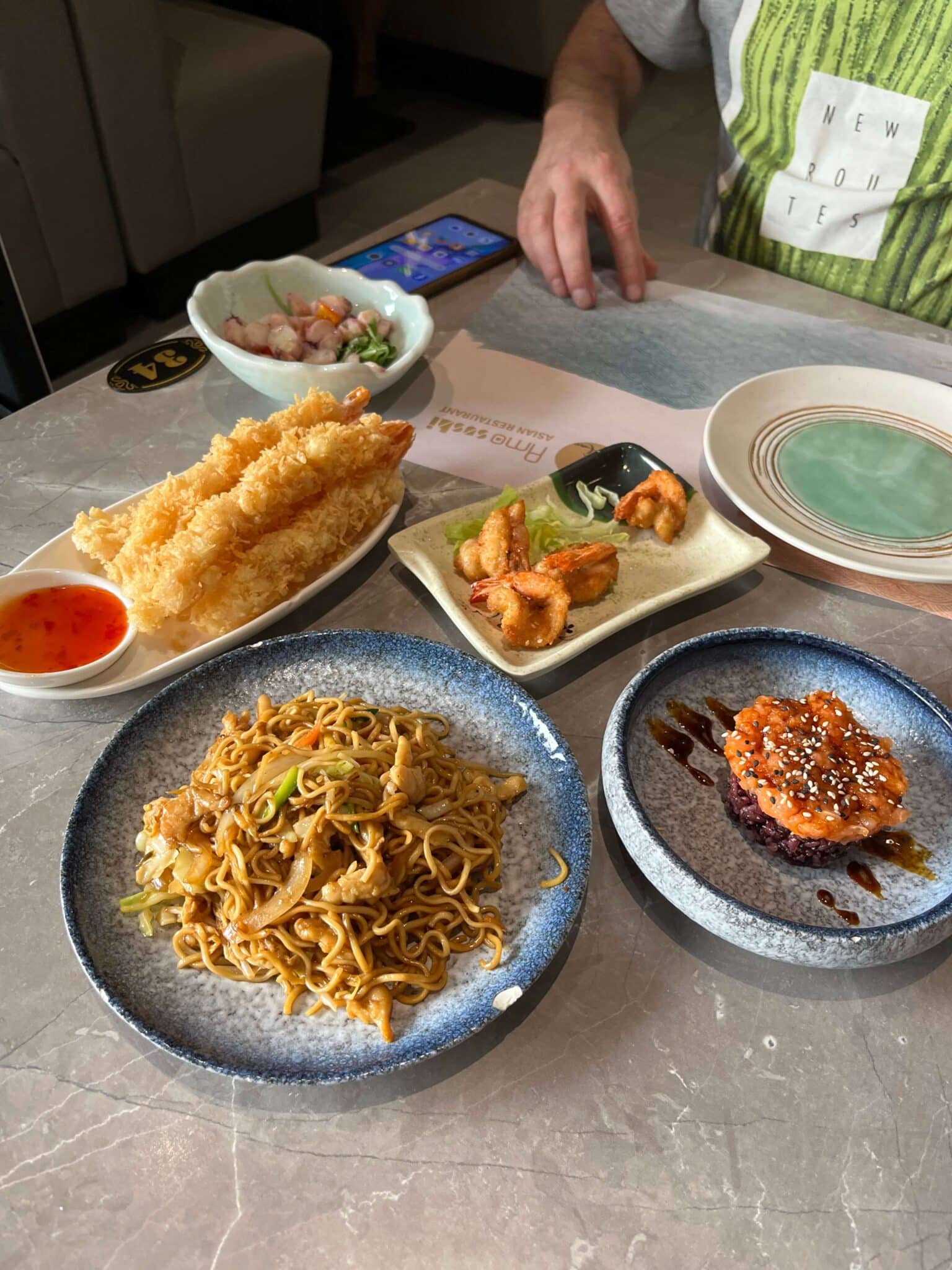 Hokusai uno de los mejores restaurantes de sushi en Salou