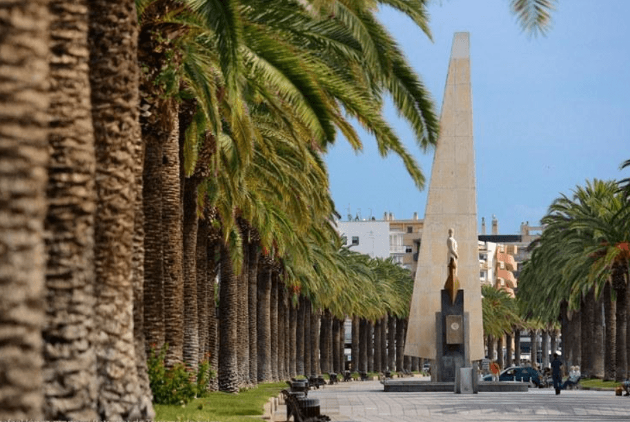 passeig jaume 1 salou (1)